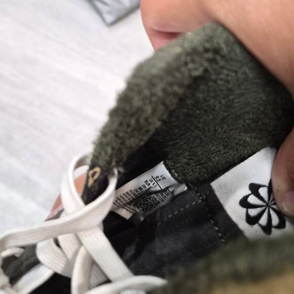 Nike Blazer Mid \'77 Sequoia Quilt Size 9.5 main image 4